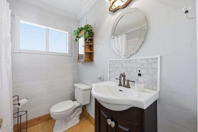 727 Calle Pensamiento, Thousand Oaks, CA 91360