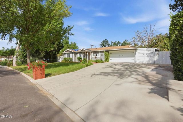 727 Calle Pensamiento, Thousand Oaks, CA 91360