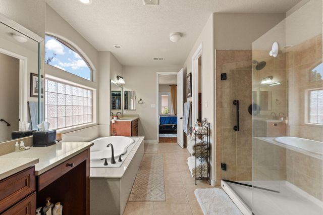 1003 DESERT BROOM Road NE, Rio Rancho, NM 87144