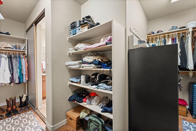 1003 DESERT BROOM Road NE, Rio Rancho, NM 87144