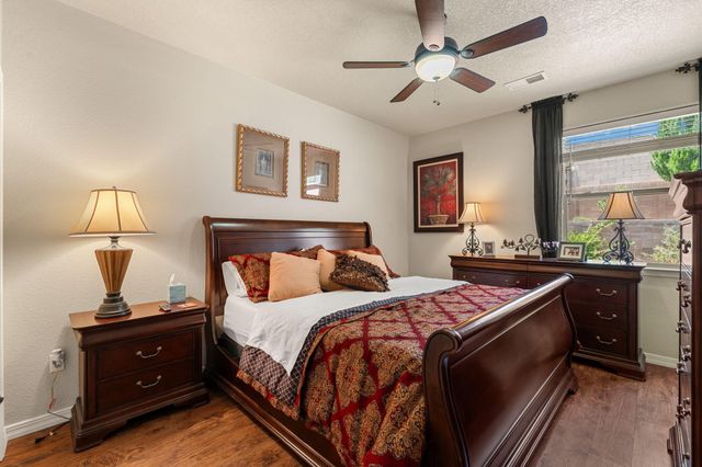 1003 DESERT BROOM Road NE, Rio Rancho, NM 87144