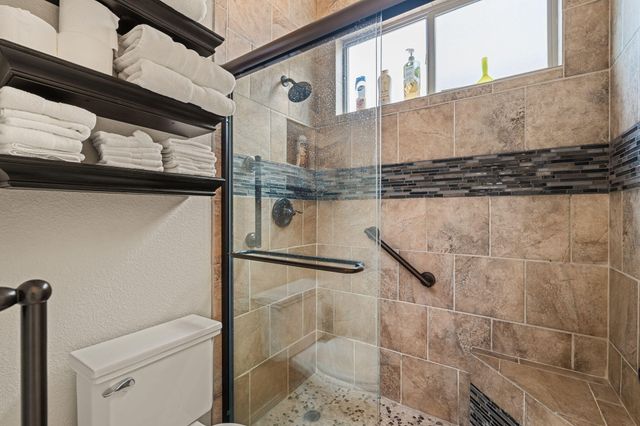 1003 DESERT BROOM Road NE, Rio Rancho, NM 87144