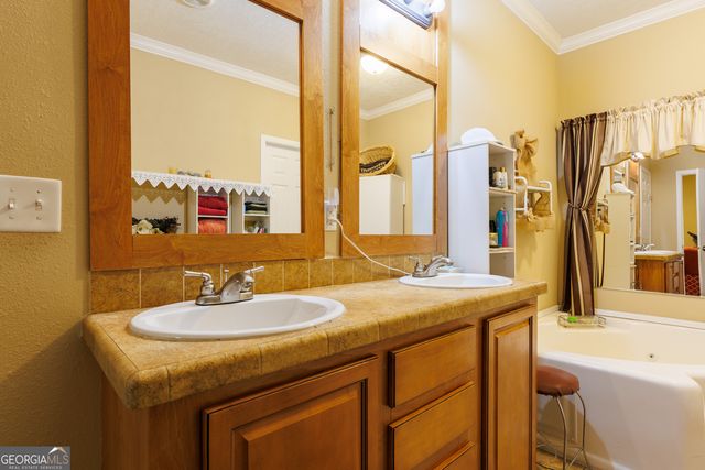 5536 N Hickory Grove Road, Valdosta, GA 31606