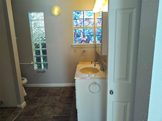 9823 Pine Pass Drive, Houston, TX 77070