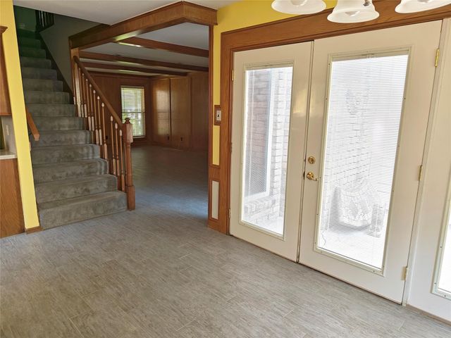 9823 Pine Pass Drive, Houston, TX 77070