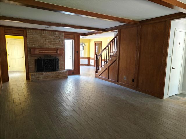 9823 Pine Pass Drive, Houston, TX 77070