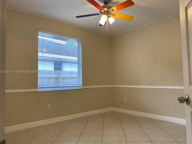 1210 S 13th Ave, Hollywood, FL 33019