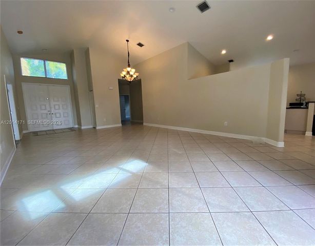 1210 S 13th Ave, Hollywood, FL 33019