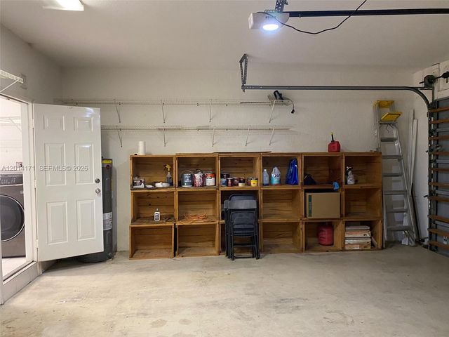 1210 S 13th Ave, Hollywood, FL 33019