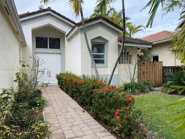 1210 S 13th Ave, Hollywood, FL 33019