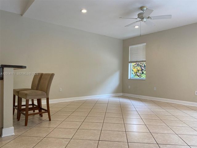 1210 S 13th Ave, Hollywood, FL 33019