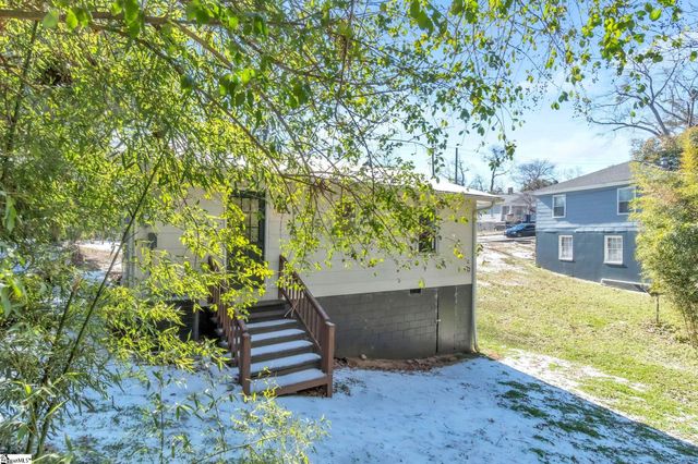 224 S Hampton Drive, Spartanburg, SC 29306