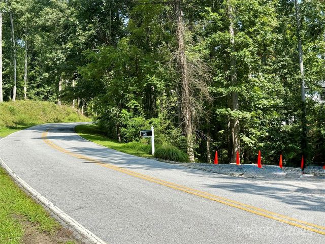 256 Burge Mountain Road, Hendersonville, NC 28792