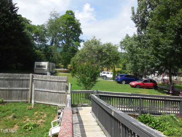123 Josiah Trail, Elizabethton, TN 37643