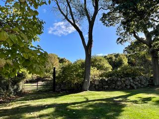 1580 Main Rd, Westport, MA 02790