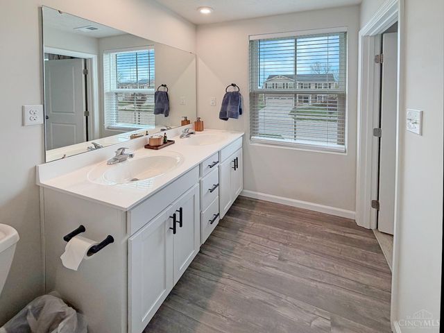 5730 Woodcreek Drive, Middletown, OH 45042
