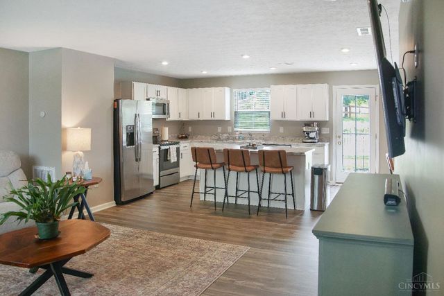 5730 Woodcreek Drive, Middletown, OH 45042