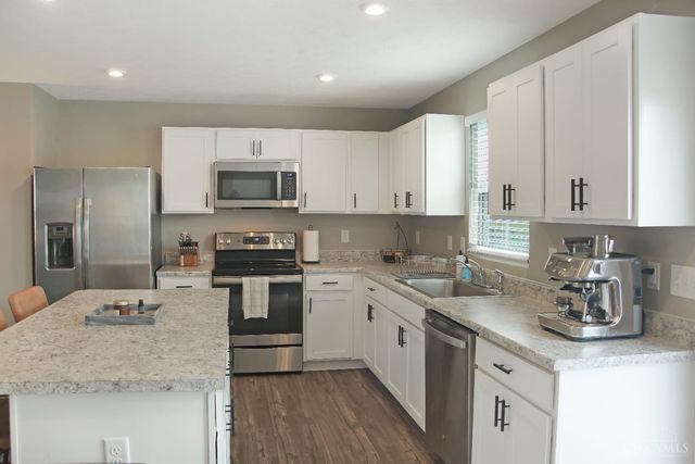 5730 Woodcreek Drive, Middletown, OH 45042