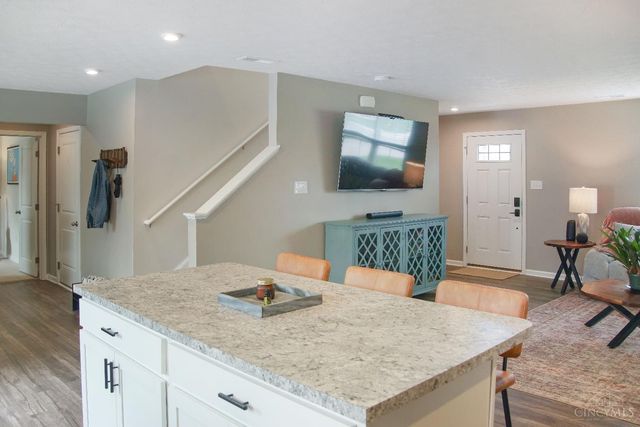 5730 Woodcreek Drive, Middletown, OH 45042