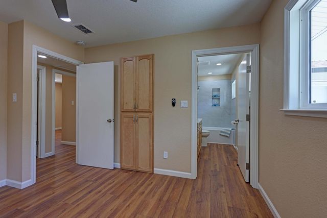 1437 Tiffany Cir, Roseville, CA 95661