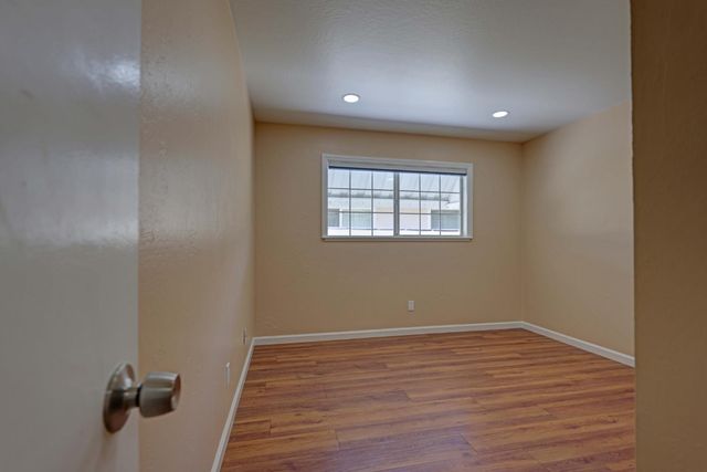 1437 Tiffany Cir, Roseville, CA 95661