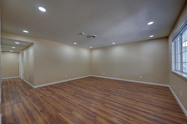 1437 Tiffany Cir, Roseville, CA 95661