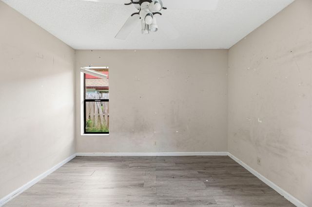 13581 Columbine Avenue, Wellington, FL 33414