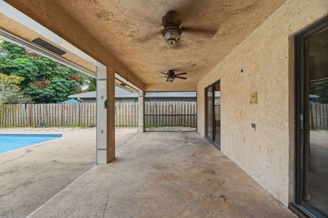 13581 Columbine Avenue, Wellington, FL 33414