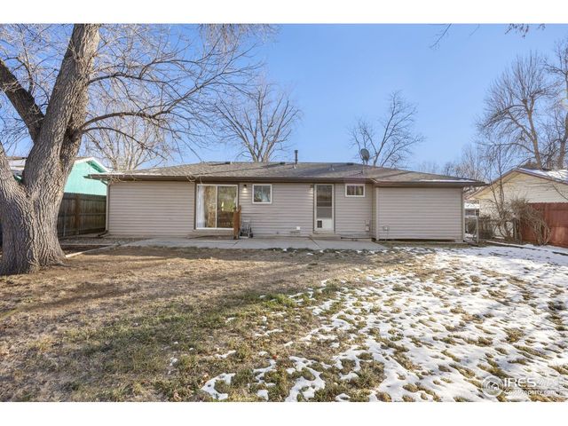 815 Hilltop St, Longmont, CO 80504