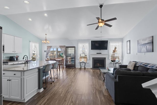 1076 Caprisia Loop, Myrtle Beach, SC 29579