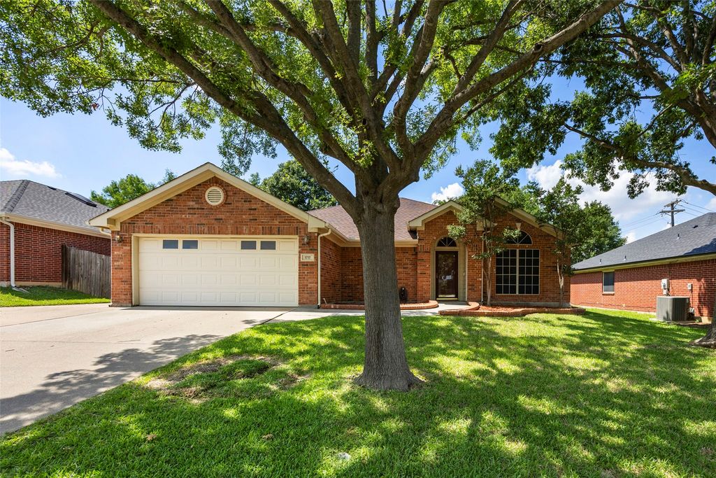 1717 Prescott Drive, Mansfield, TX 76063