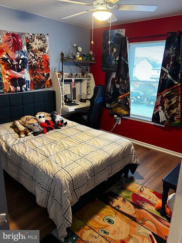 304 THACKERAY, Williamstown, NJ 08094