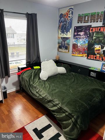 304 THACKERAY, Williamstown, NJ 08094