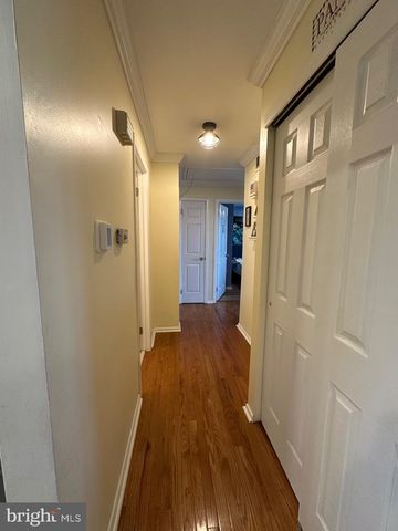 304 THACKERAY, Williamstown, NJ 08094