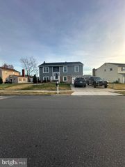 304 THACKERAY, Williamstown, NJ 08094