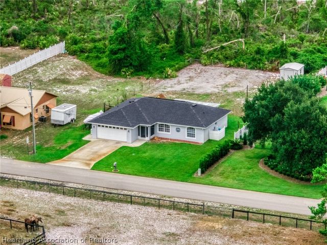 2630 Gresham Street, Sebring, FL 33875
