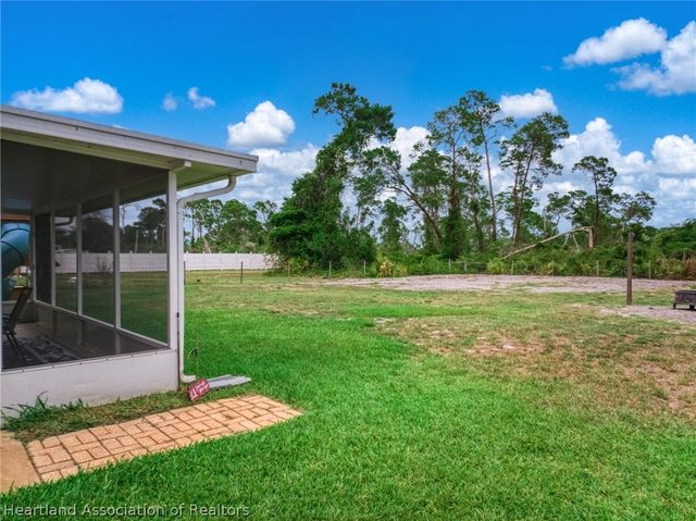 2630 Gresham Street, Sebring, FL 33875