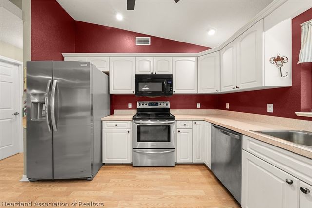 2630 Gresham Street, Sebring, FL 33875