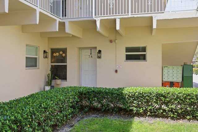 10330 N Military Trail 7a, Palm Beach Gardens, FL 33410