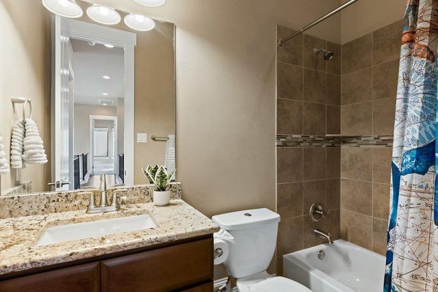 813 Serene Estates DR, Austin, TX 78738