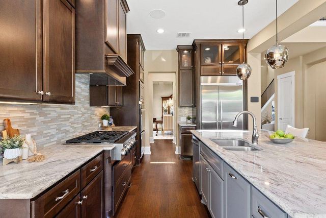 813 Serene Estates DR, Austin, TX 78738