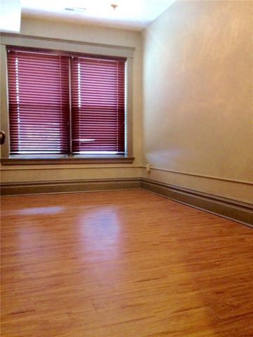 115 W Jefferson, City Of But Sw, PA 16001