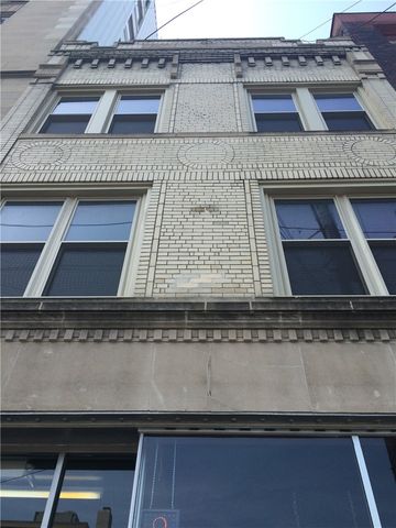 115 W Jefferson, City Of But Sw, PA 16001