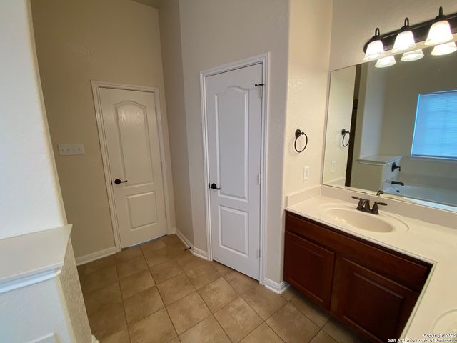 12027 Mill Berger, San Antonio, TX 78254