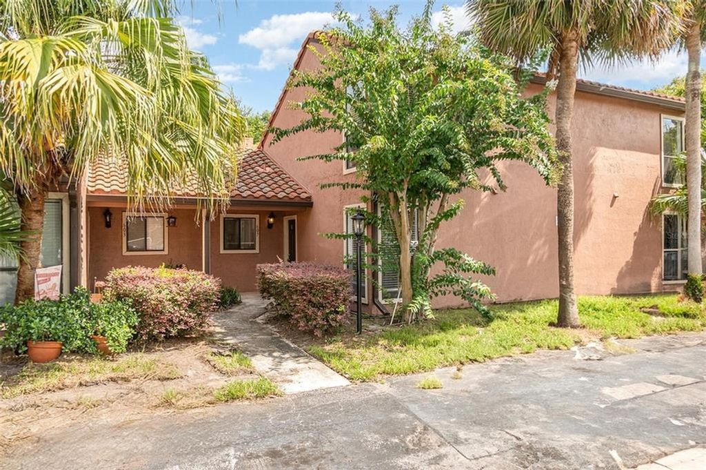 607 SAINT JOHNS CT 607, Winter Park, FL 32792