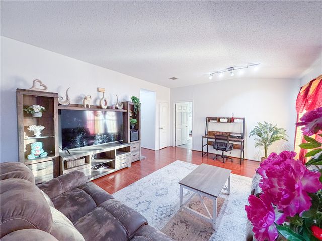 1436 Stella Drive, Lewisville, TX 75067