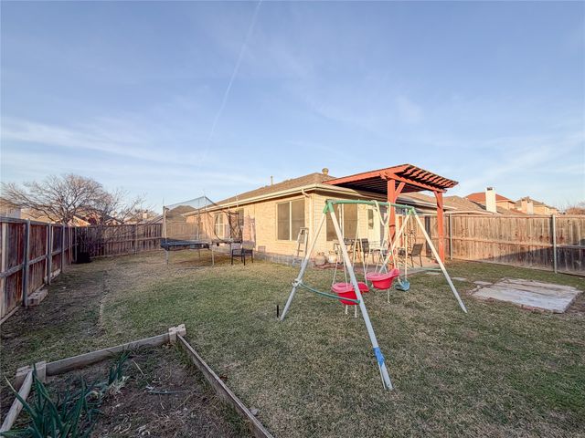 1436 Stella Drive, Lewisville, TX 75067