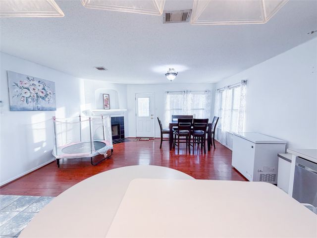 1436 Stella Drive, Lewisville, TX 75067