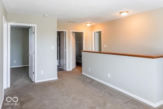 834 Sandhill Crane Run, Greenwood, IN 46143