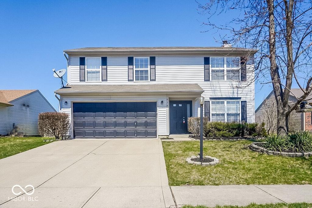 834 Sandhill Crane Run, Greenwood, IN 46143